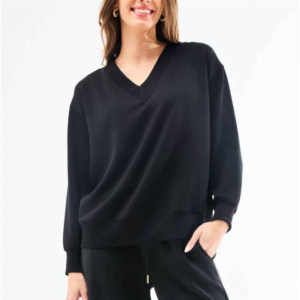 NEW MARY SQUARE hazel v-neck top in black